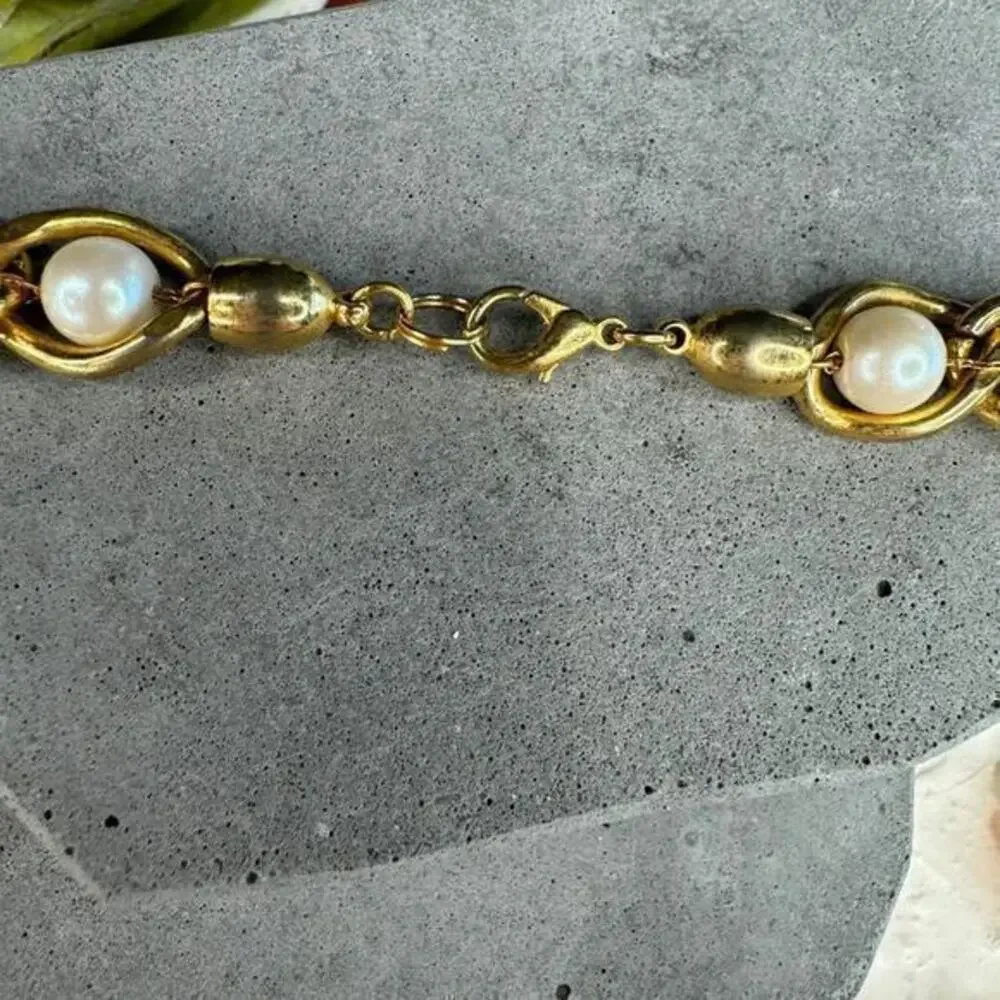 Vintage Gold Tone Faux Pearl‎ 18